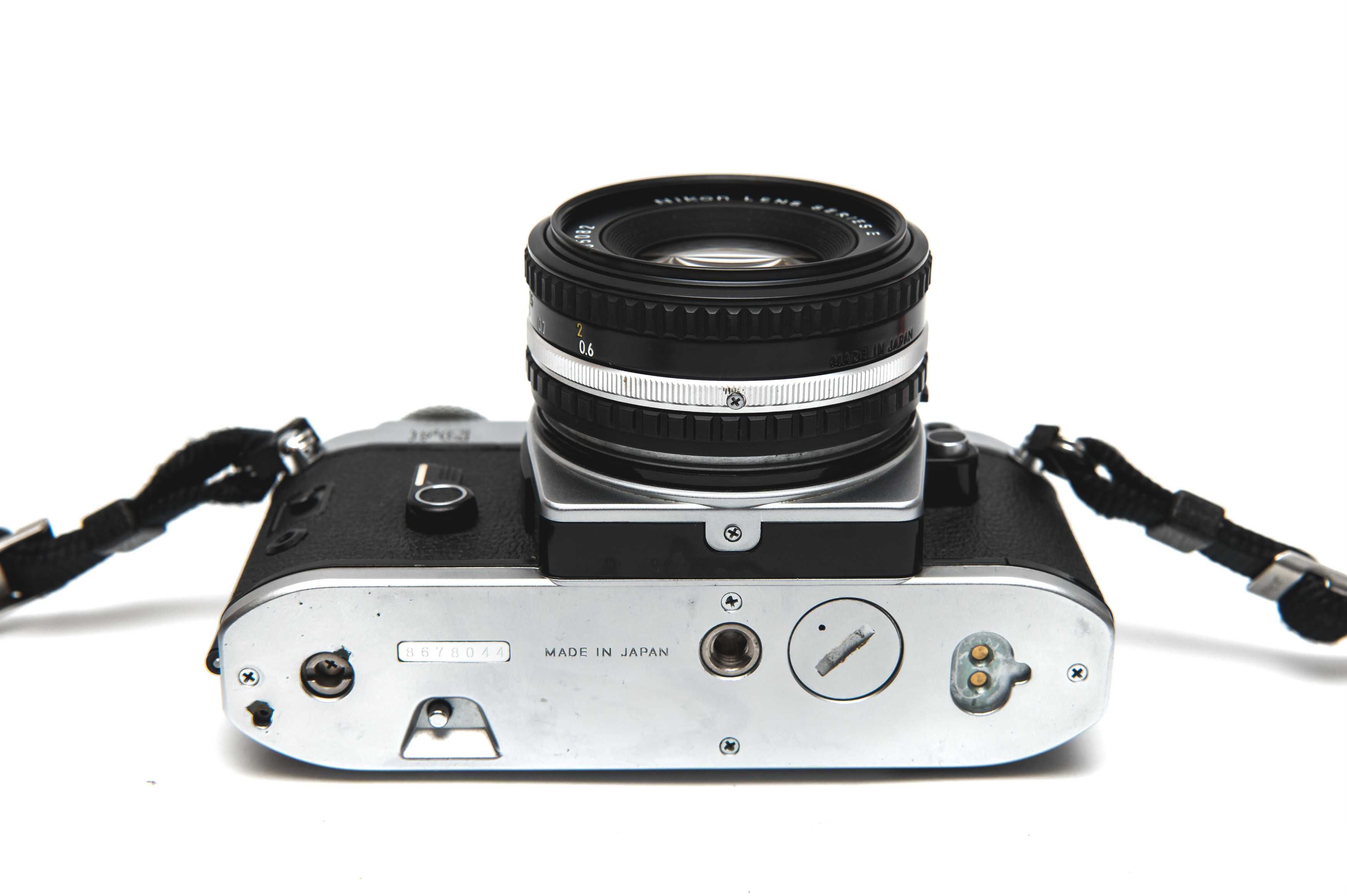 Nikon FG + obiektyw 50mm 1:1.8, analog, świetny stan, SAMPLE