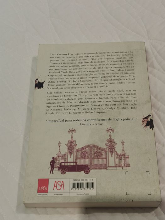Perguntem ao polícia Agatha Christie