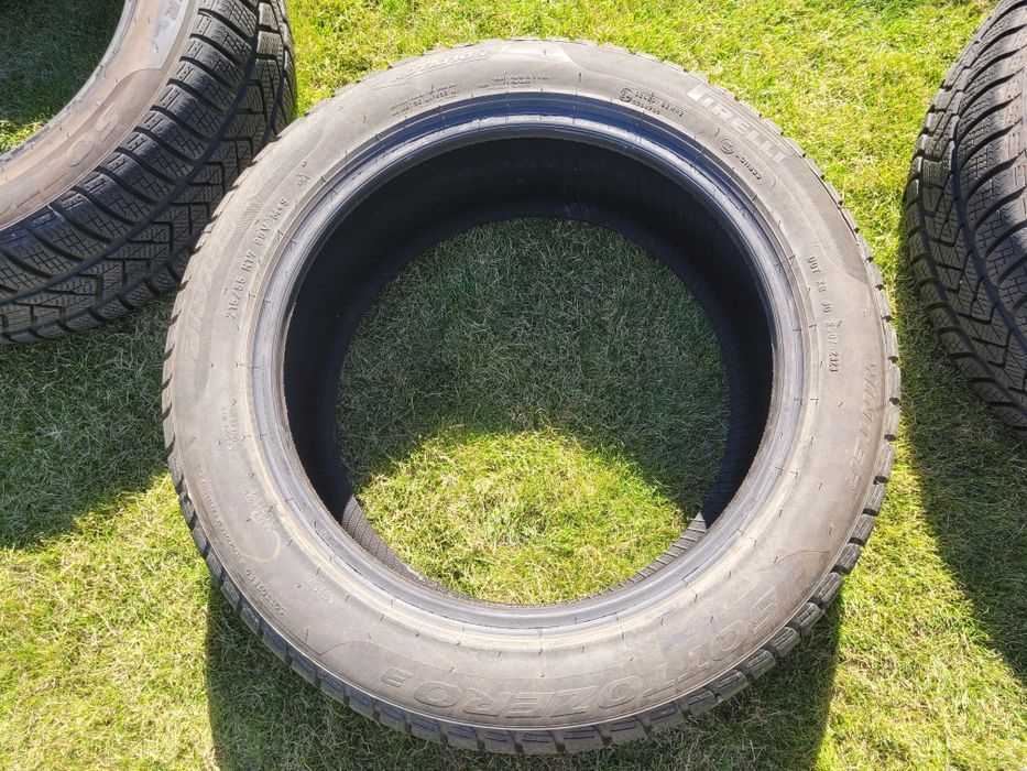 Opony zimowe 2023r Pirelli Sottozero 3  215/55 r17