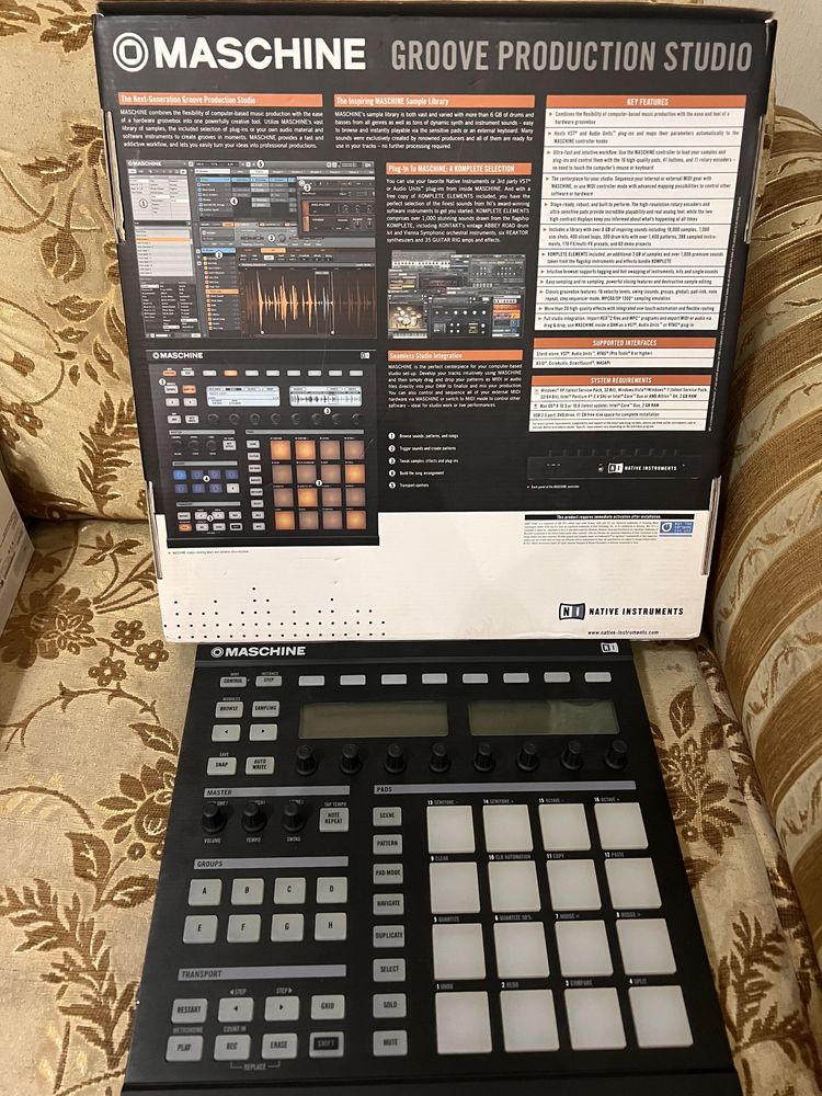 Dj Контролер Maschine (native instruments)