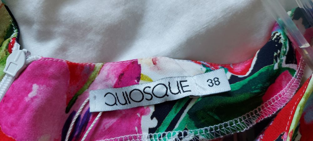 Sukienka nowa z metkami 38