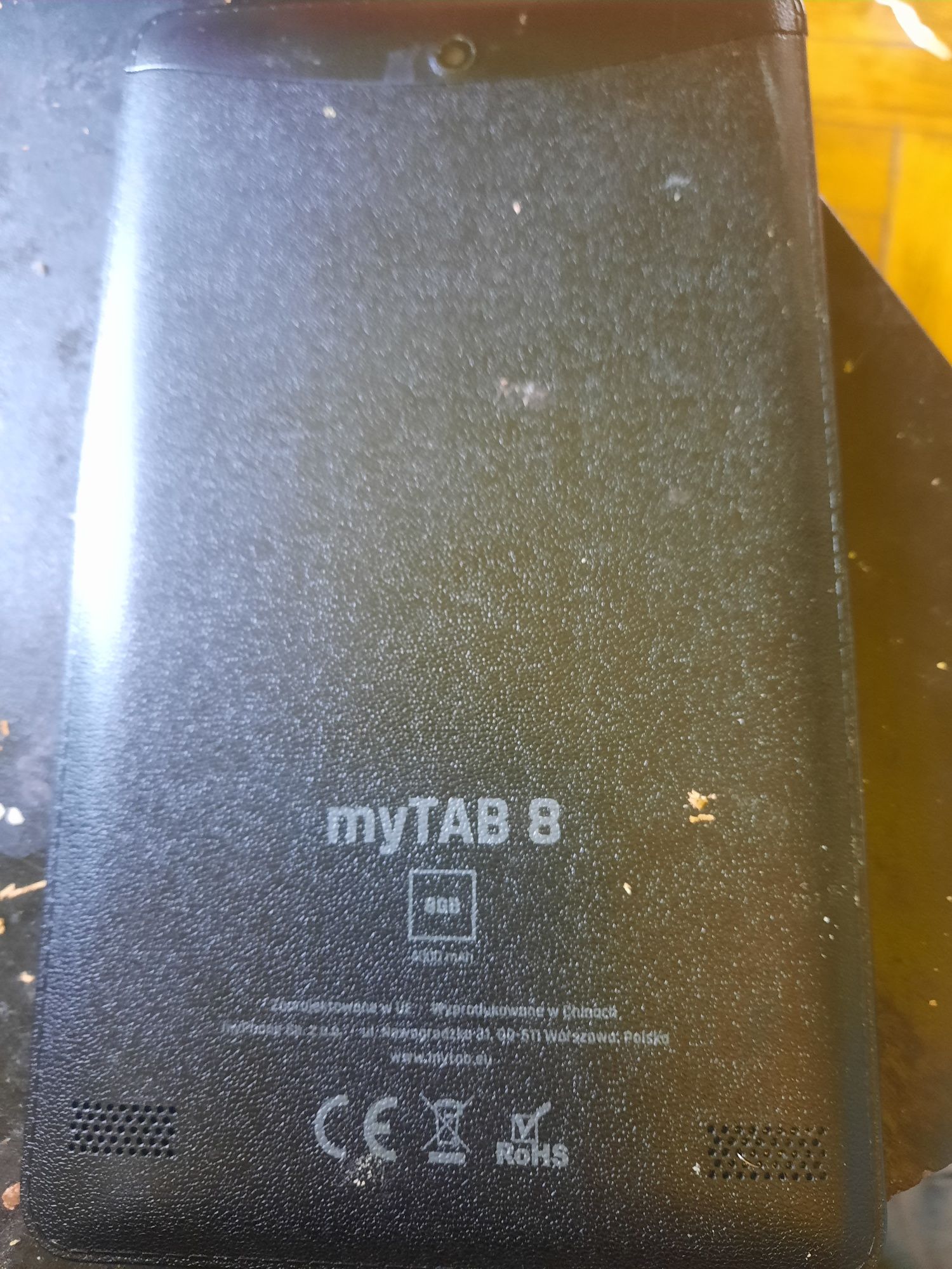 Tablet myTAB 8 na części