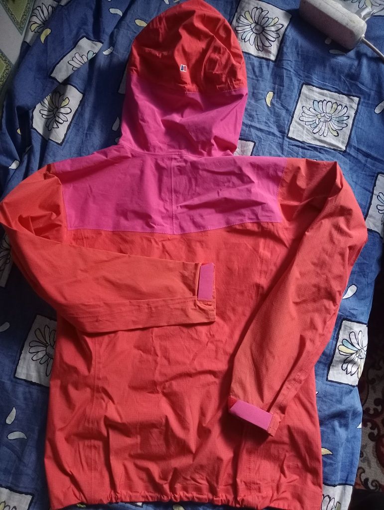 Куртка ,ветровка Berghaus Velum ll Gore Tex 3L Jacket Red Trekkinn