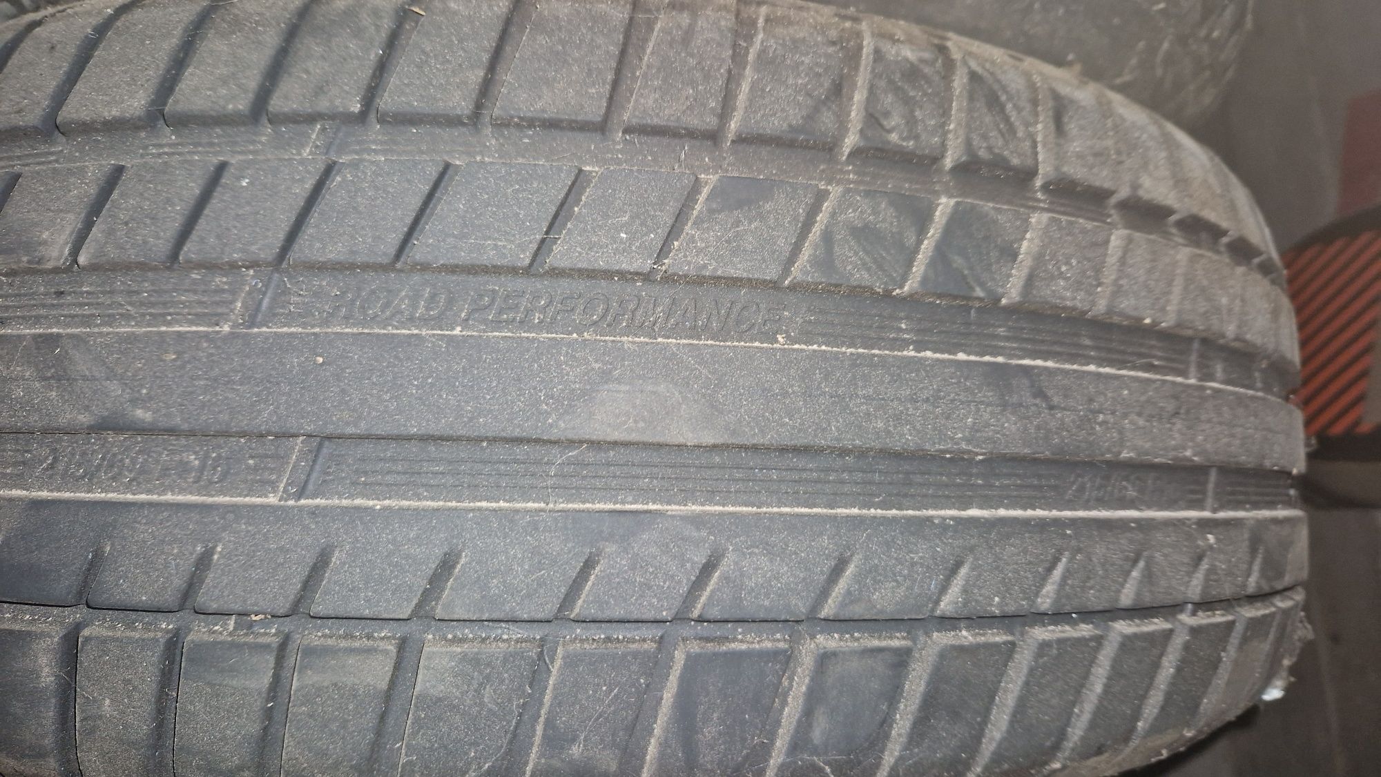 ркзина  Road Performance 215/60 R16