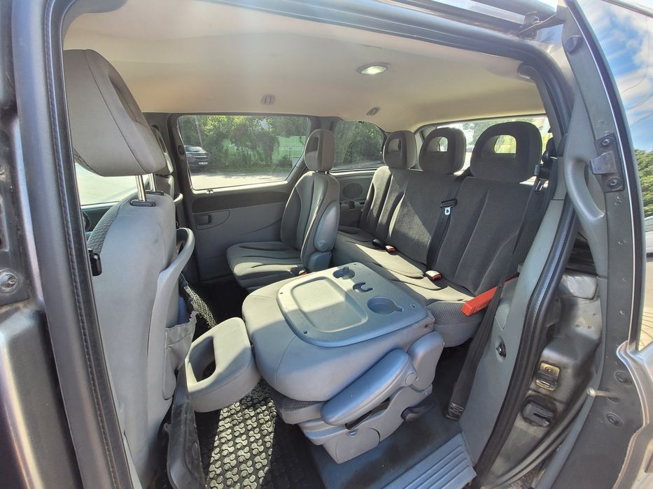 Chrysler Voyager 2.4 benzyna/ lpg  7-osób