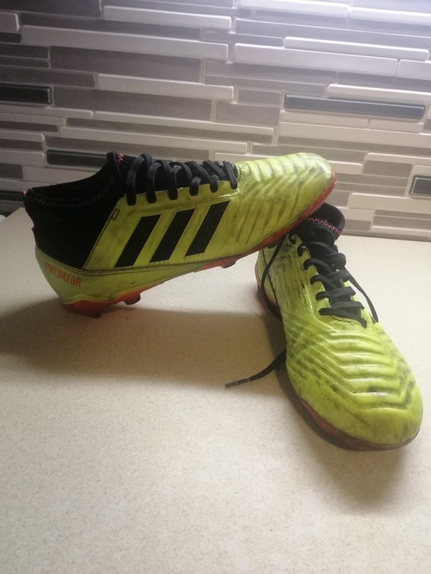 Бутсы Adidas predator