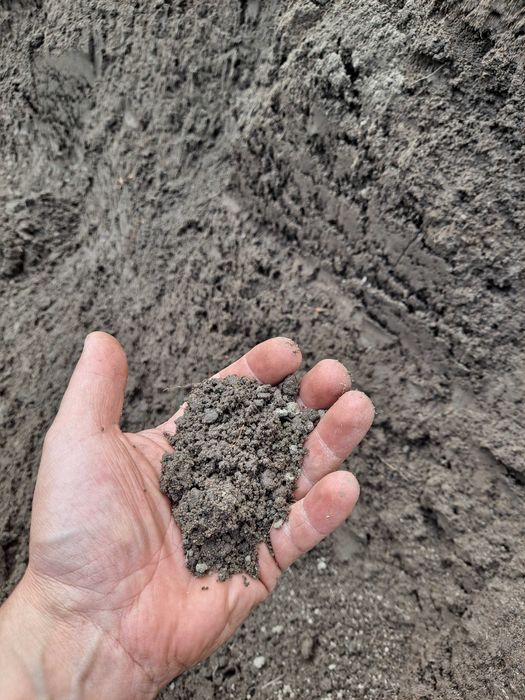 Ziemia ogrodowa siana, czarnoziem, humus, pod trawnik, pod warzywa