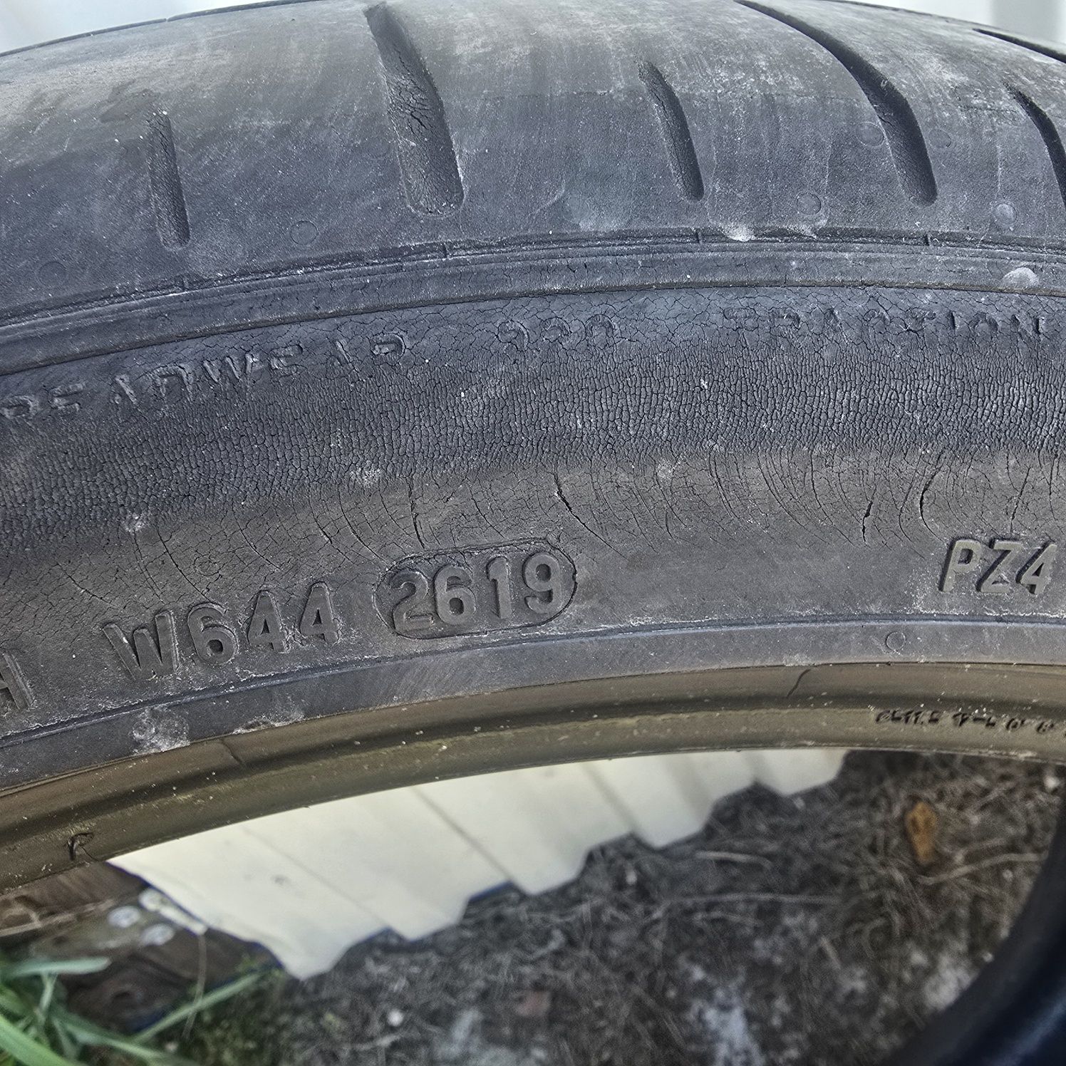 Opony Pirelli p zero 255/40/20 lato