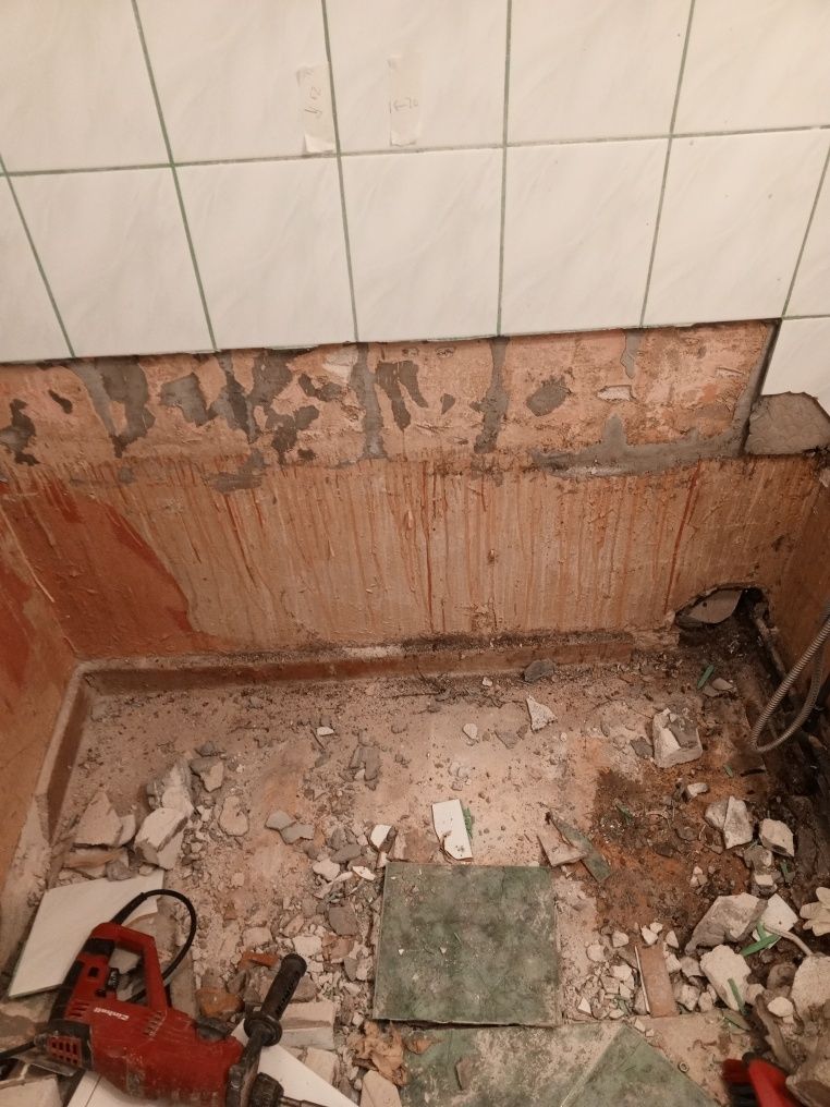 Prace naprawcze i małe remonty