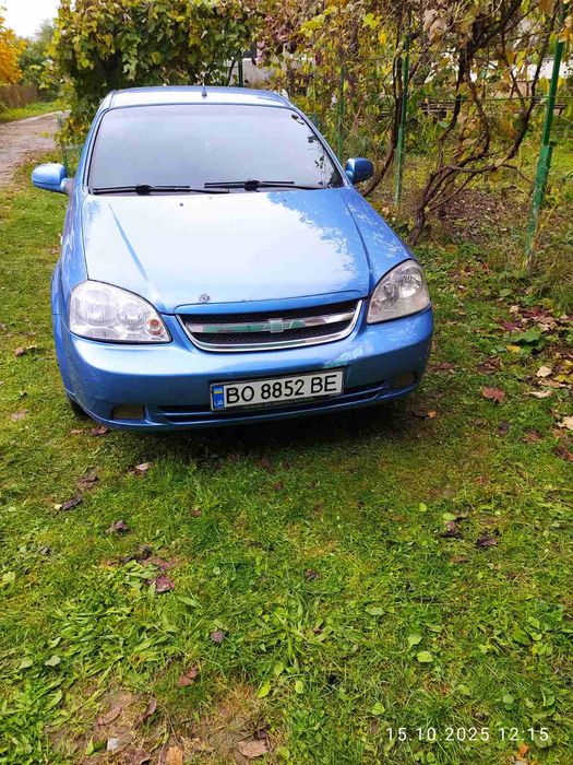 Продам Шевроле Лачетті