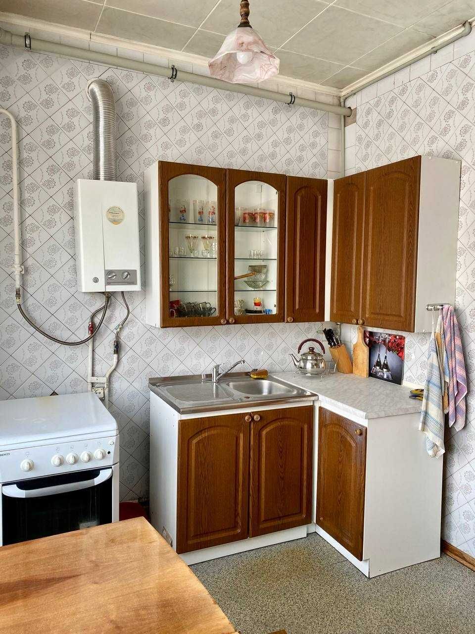 Продаж власного  2-поверхового будинку . Артема, біля 13 школи