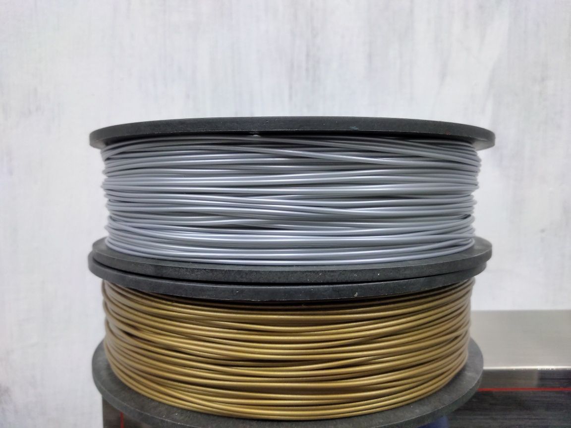 Pochatok filament для 3D печати. 0.75 кг.