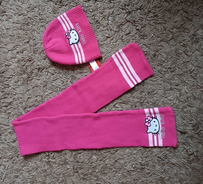 Komplet dla dziewczynki czapka + szalik Hello Kitty na 5-7 lat