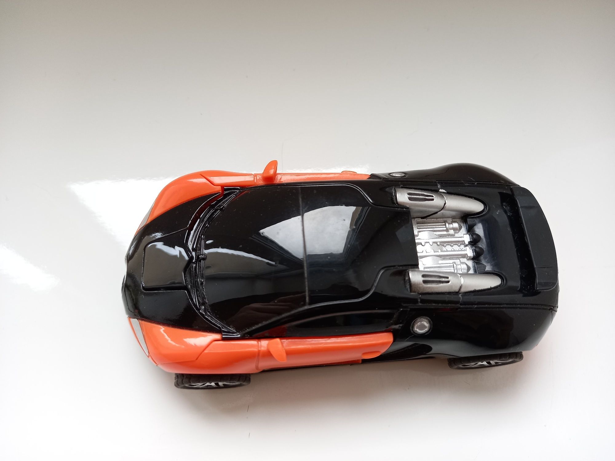Машинка трансформер Bugatti инерционная машинка игрушечная