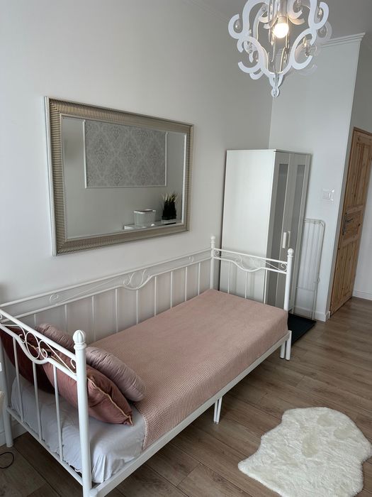 Piękny pokój z balkonem w Centrum Gdyni (stałe opłaty)