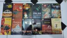 Lote 47 Livros antigos de Ficção Cientifica