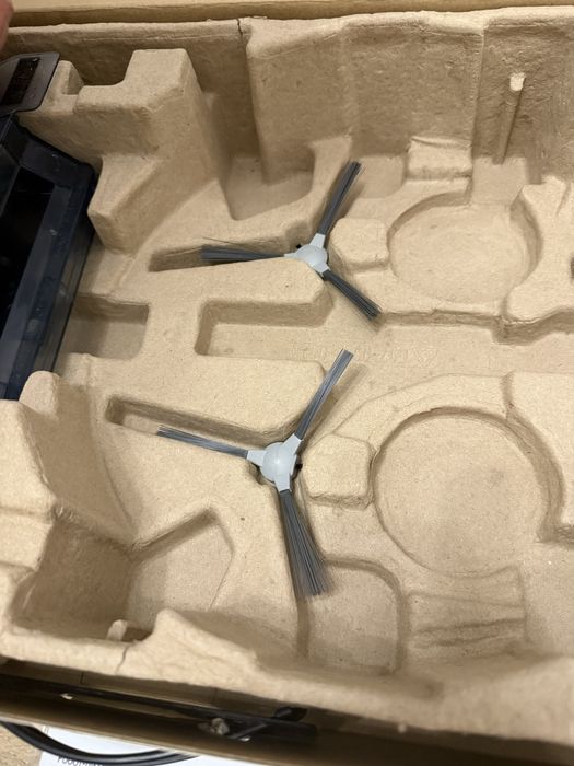 Робот пилесом Lenovo