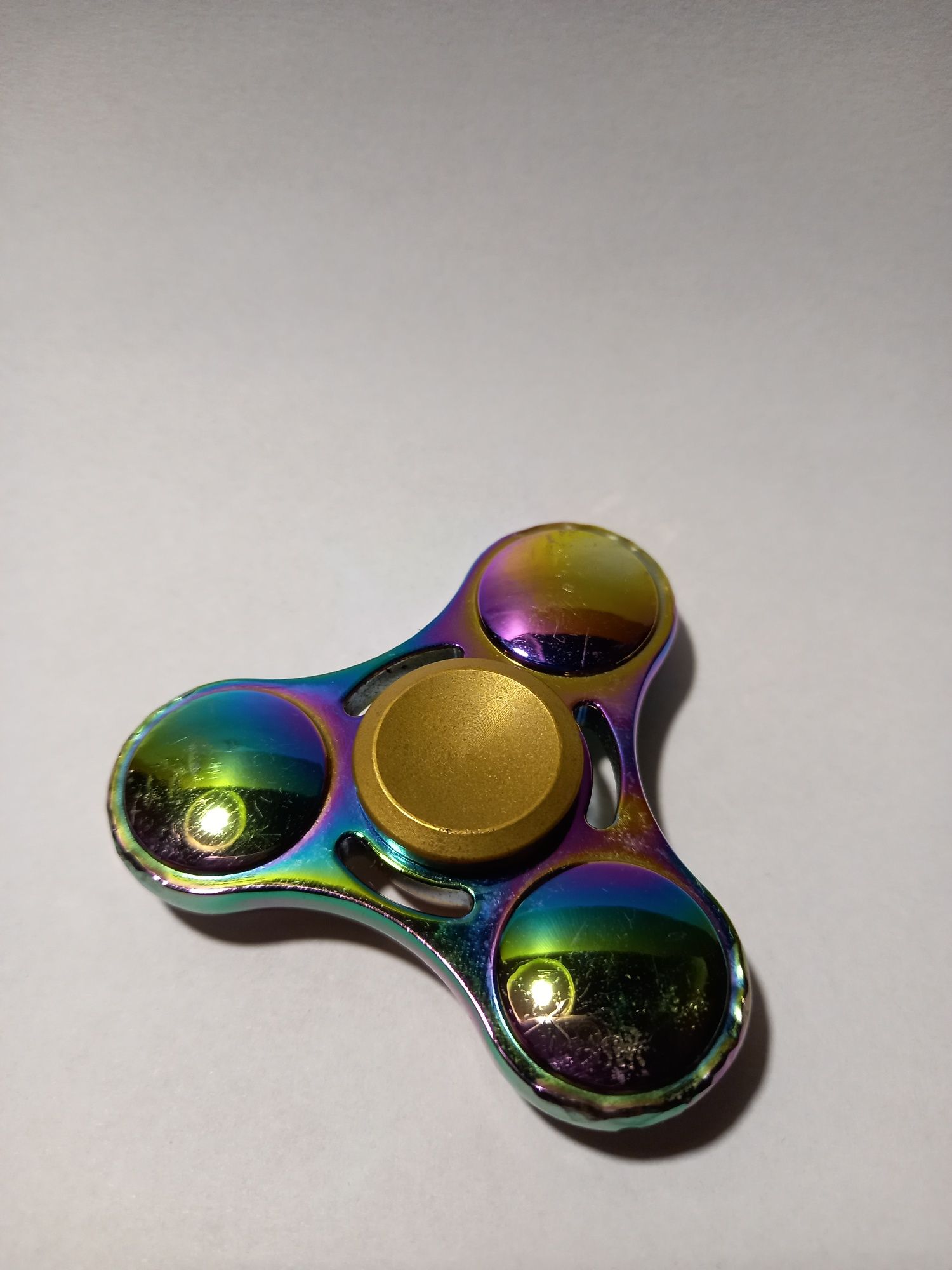 Fidget spinner tęczowy