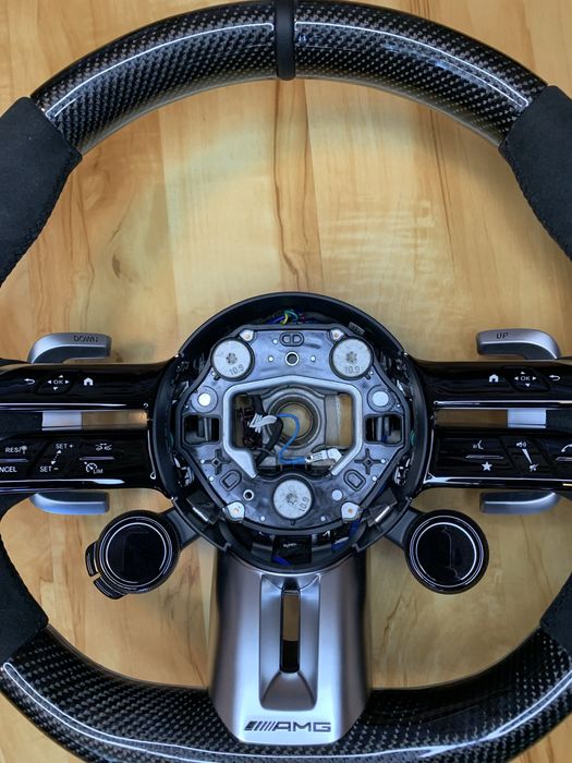 Руль карбон Mercedes AMG E63 GLE63 S63 G63 CLS GT с AMG Drive Unit