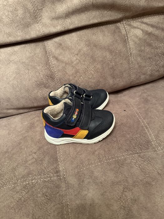 Детские  ботинки