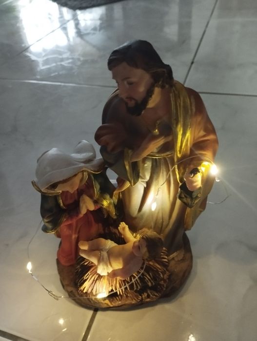 Presépio em marfinite muito bonito