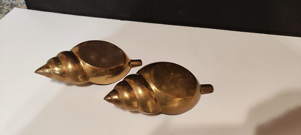 Cinzeiros conchas em Latão ( valor unitário)