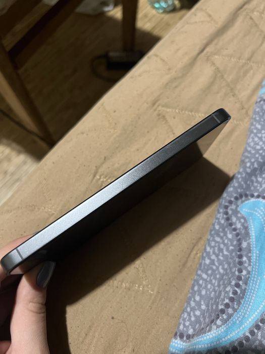 Телефон Samsung S24 FE