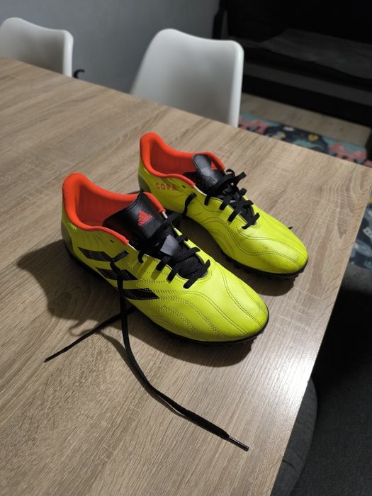 Adidas COPA turf rozmiar 44, w bardzo dobrym stanie