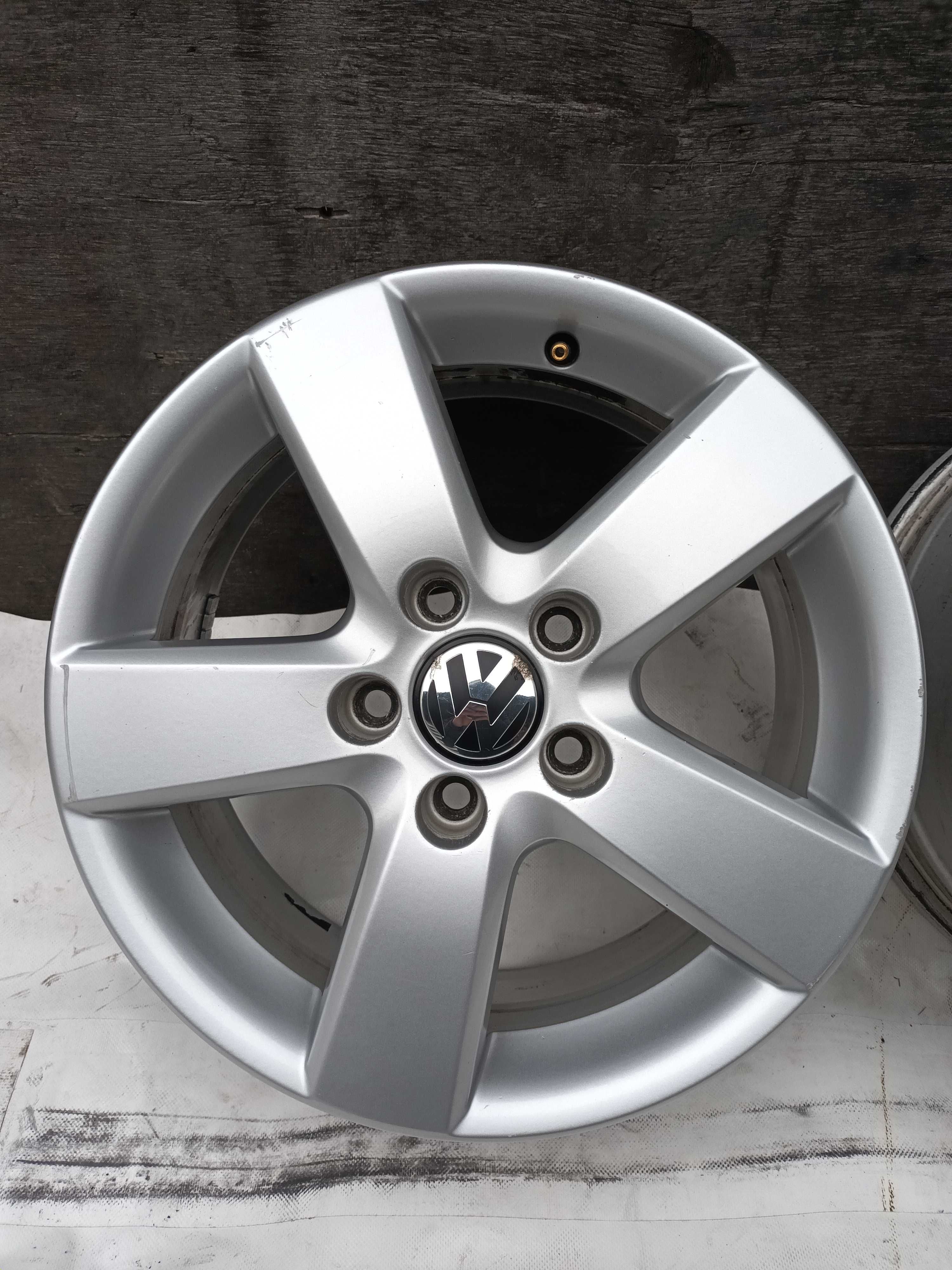 Felgi Vw Volkswagen Golf V Plus 6,5J ET50 16" 5x112