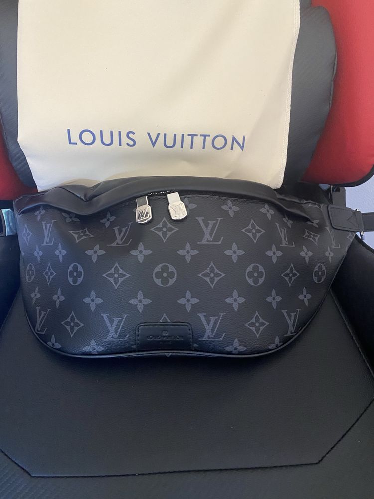 Louis Vuitton Bolsa Nova Com Dust Bag