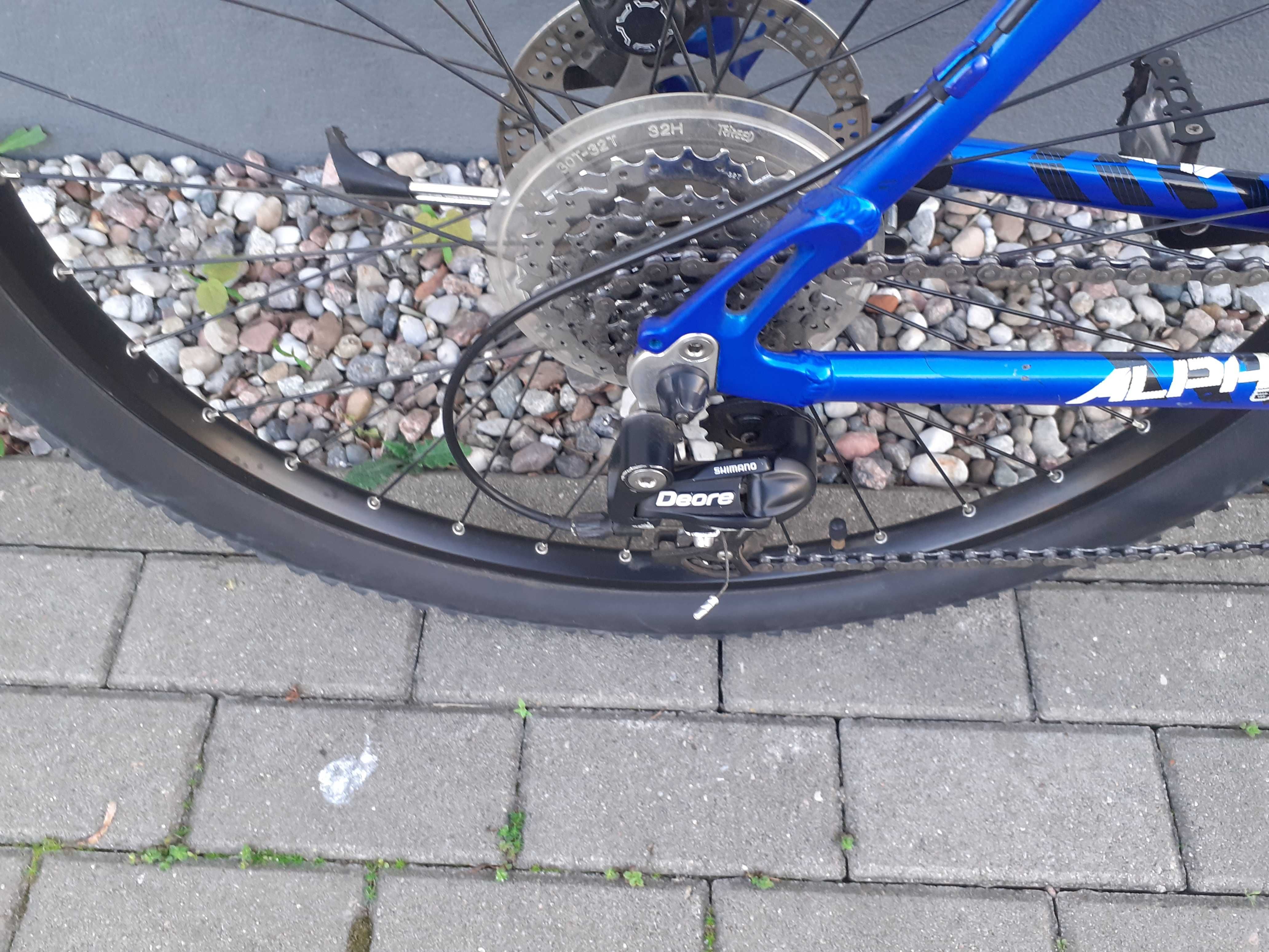 TREK  mtb hydraulika deore cube bontrager stan bdb giant alpha