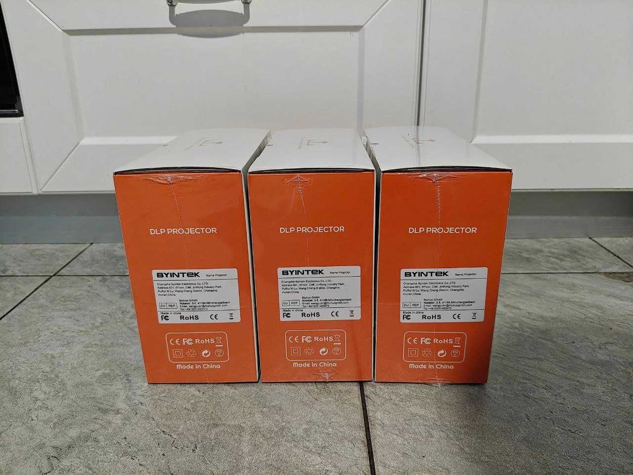 Проектор BYINTEK P70, с аккумулятором 8000 mAh