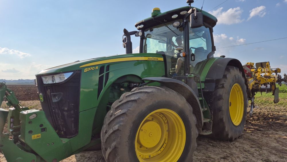 John Deere 8370R E23 LED