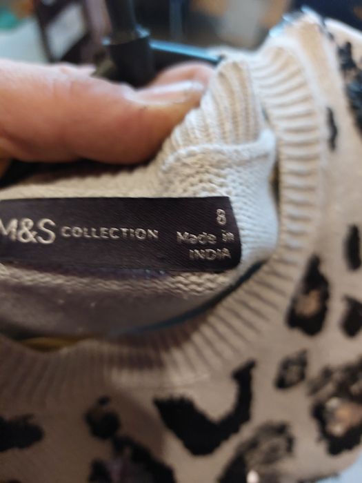 Bluzka z printem panterka cekiny  Rizmiar XS-S. Zapraszam