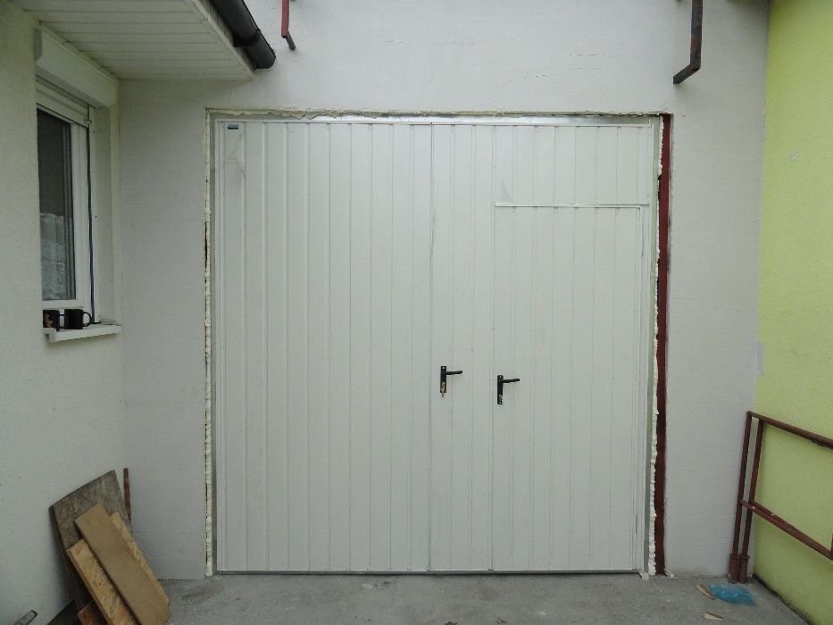 Brama garażowa rozwierna 235x200 brąz RAL 8017 Dostawa Gratis