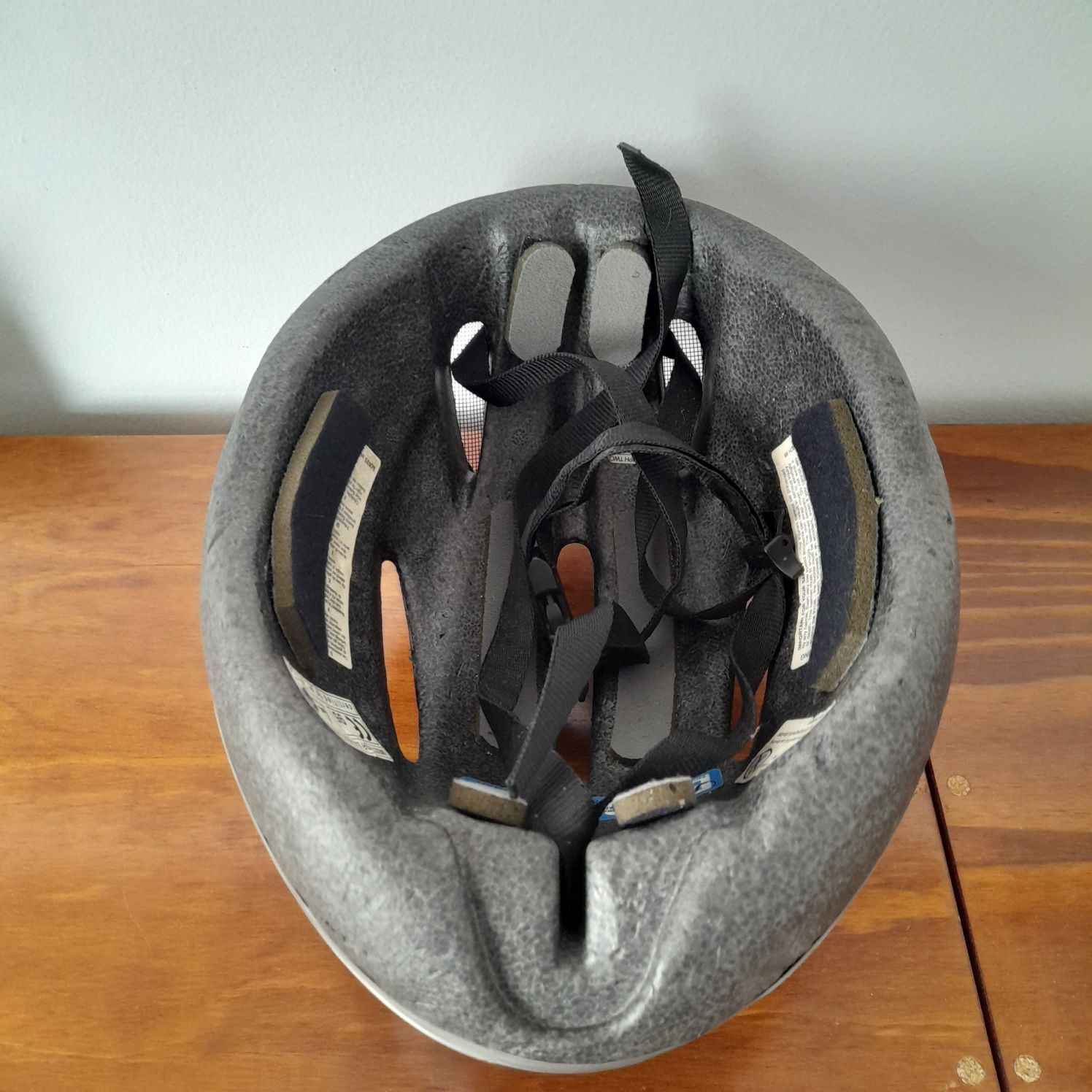 Capacete protecção ciclista