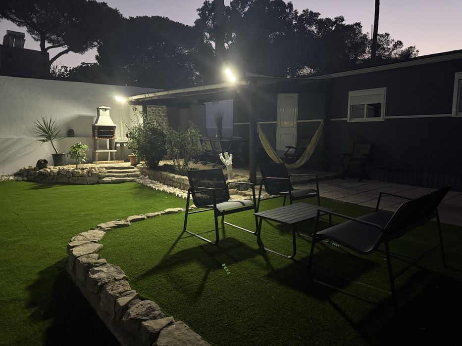 Aluga se Vila Rústica V2 ao ano Vilasol com piscina
