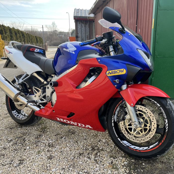 Honda CBR F4 zadbana polecam