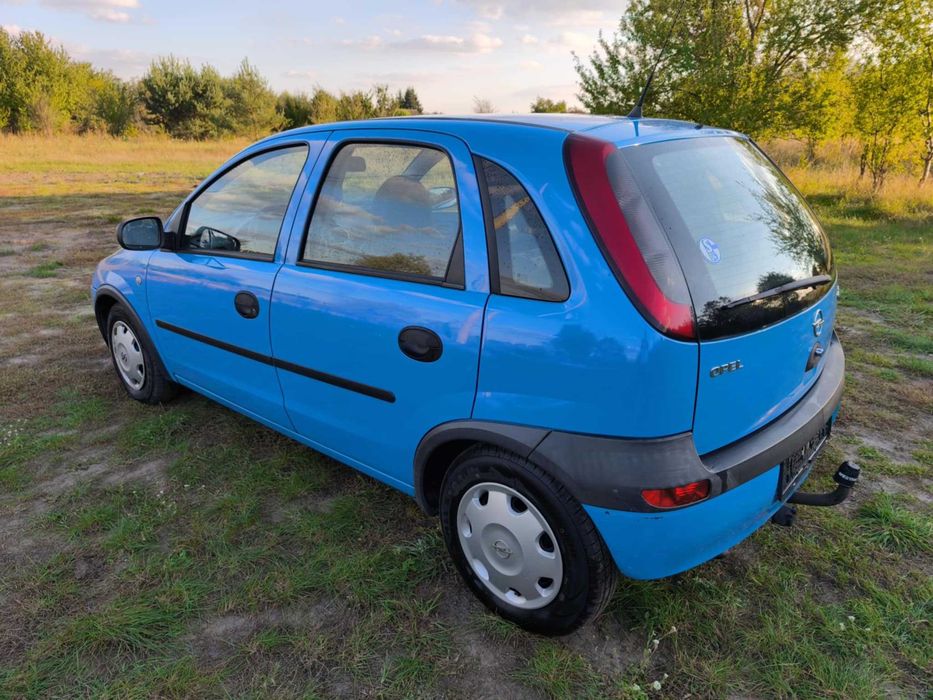 5 drzwi, 1,2 16V, piękny kolor, prosto z Niemiec.