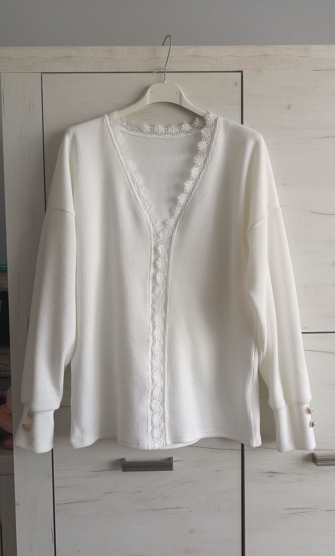 Bluzka biała r.M/L