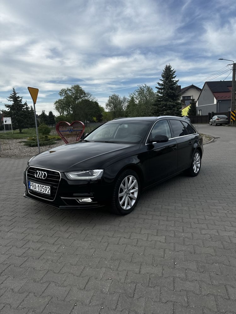 Audi a4 b8 2.0 tdi 177km swietny stan