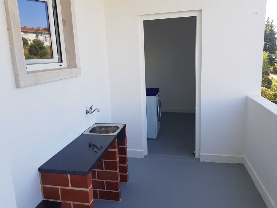 Alugo Apartamento T2 mobilado - centro de Santarém