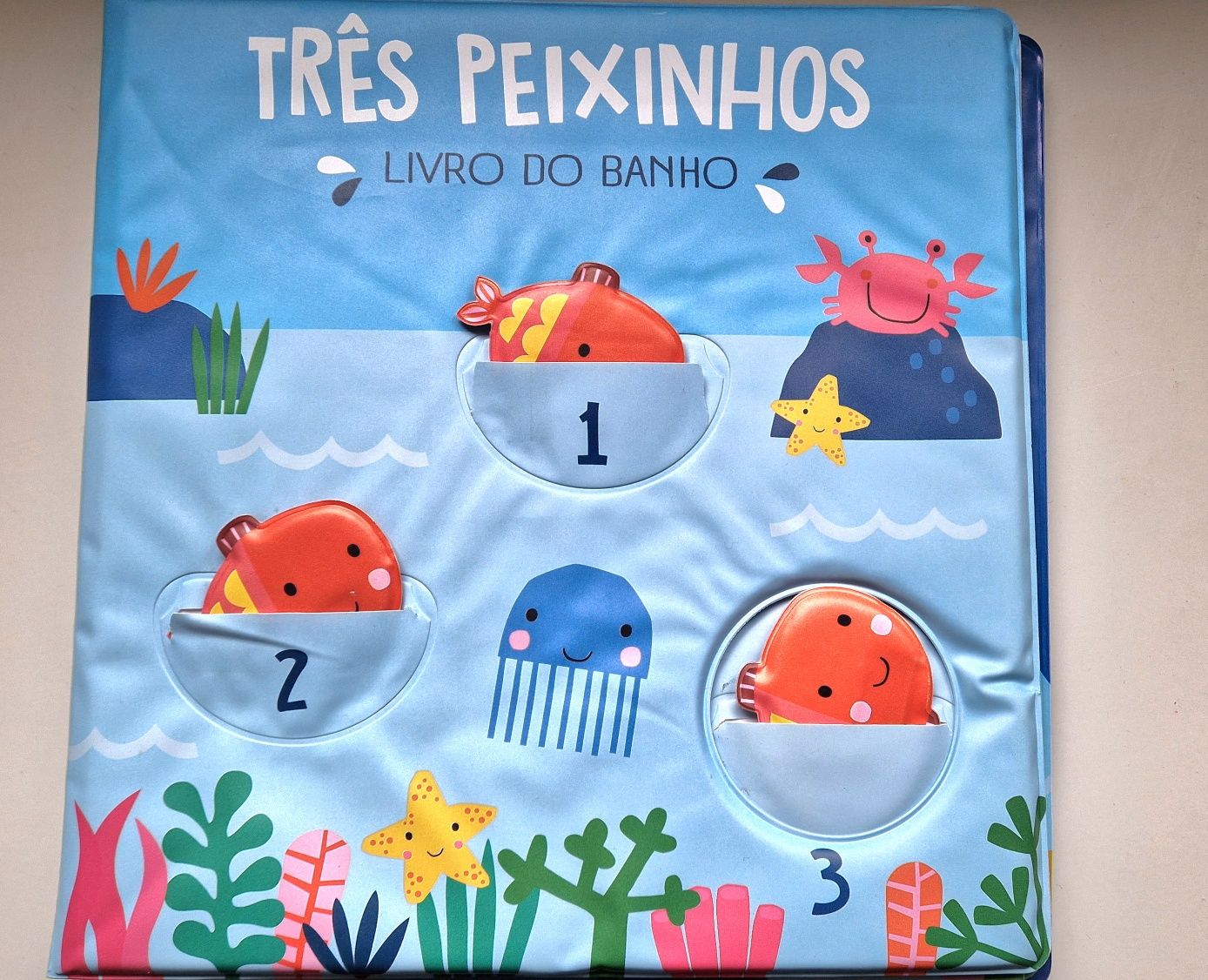 Brinquedos banho livro barco copos criança bebé