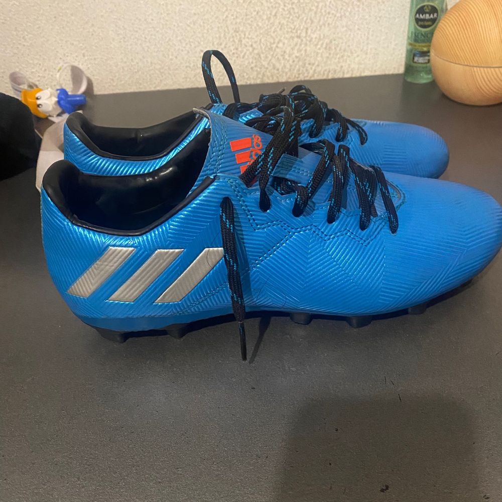 Chuteiras adidas messi