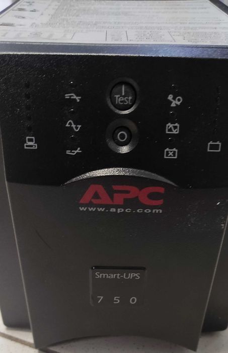 Smart UPS APC 750VA (SUA 750i)