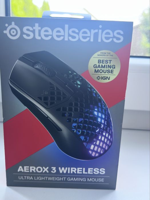 Myszka gamingowa steelseries aerox 3 wireless. Idealna dla graczy.