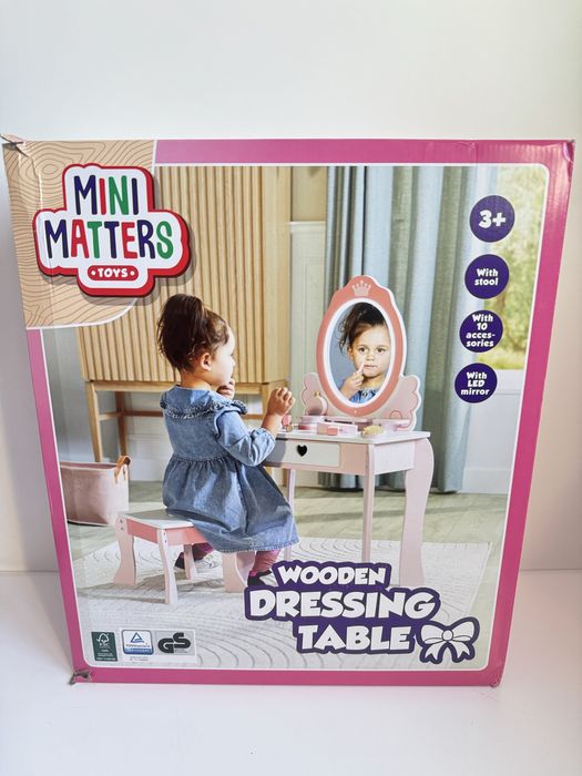Трюмо туалетний дитячий деревʼяний столик з кріслом