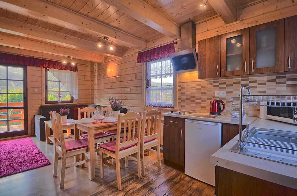 DOMKI NA WCZASOWEJ :)domek apartament Szczyrk jacuzzi - wolne od 29.08