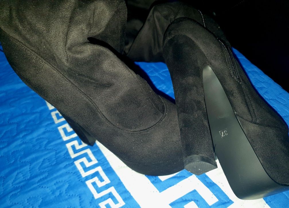 Botas cano alto 37