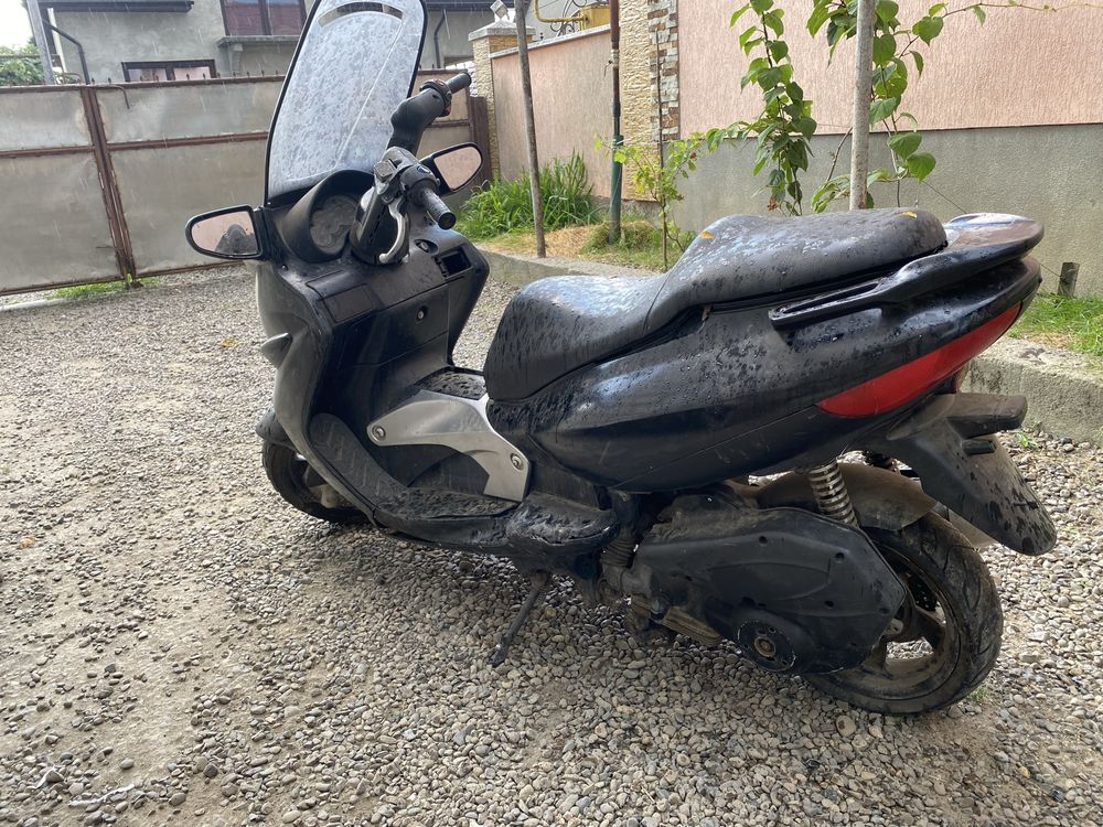 Продам Максі Скутер 250 кубиків Малагуті Медісон